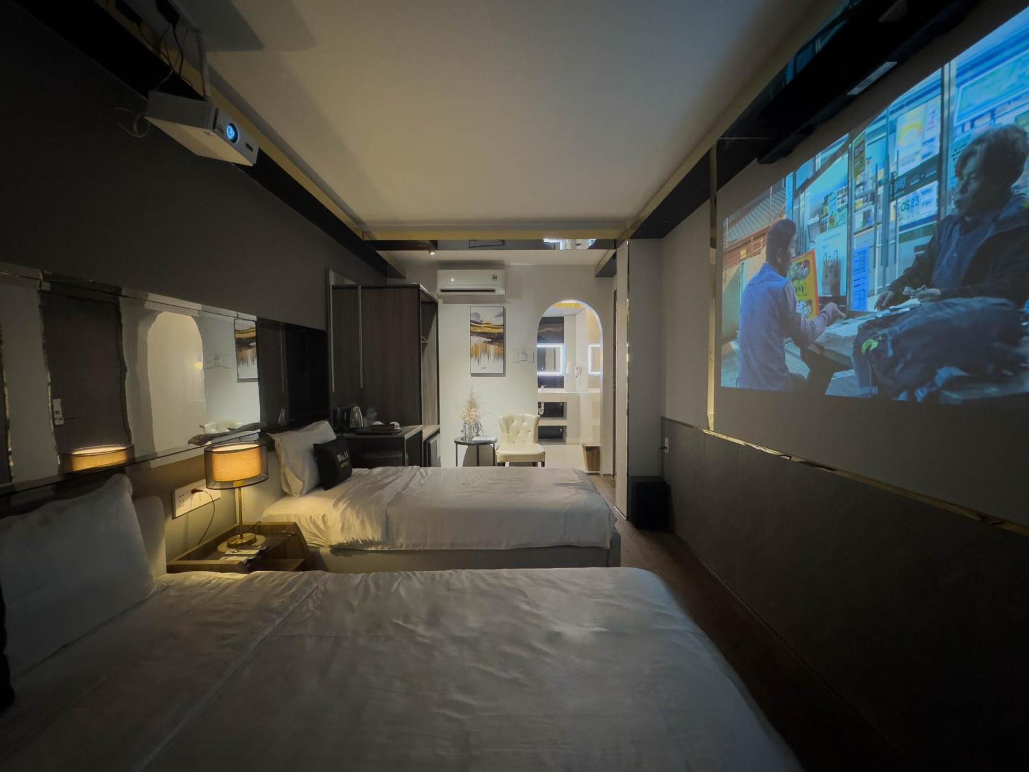 M&H Hotel Хошимін Екстер'єр фото