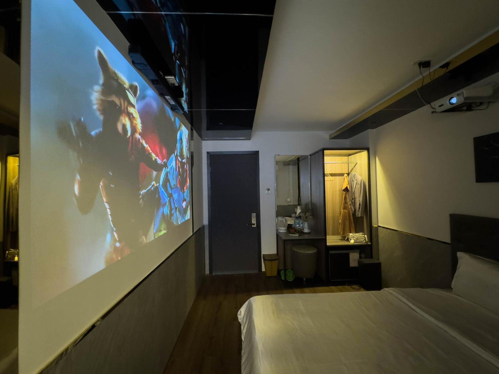 M&H Hotel Хошимін Екстер'єр фото