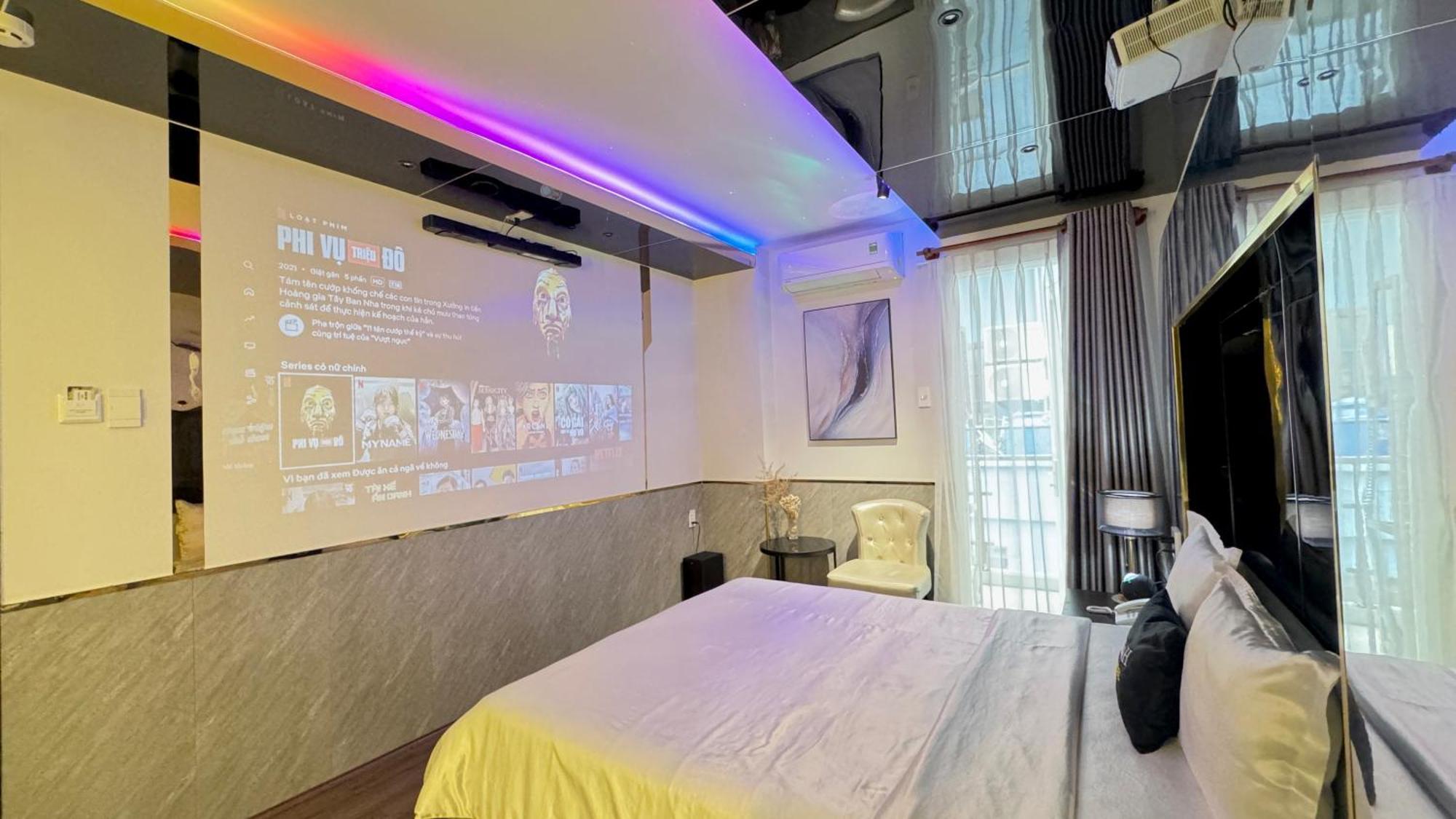 M&H Hotel Хошимін Екстер'єр фото
